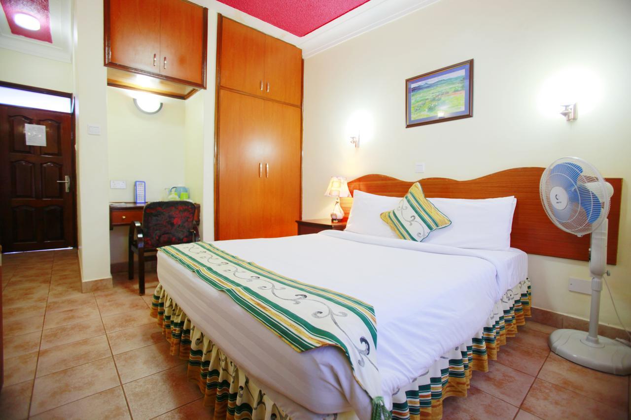 Shangri-la Hotel Muyenga Bugolobi Bagian luar foto